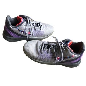 Girl’s Kyries Basketball Shoes Gray *free shipping